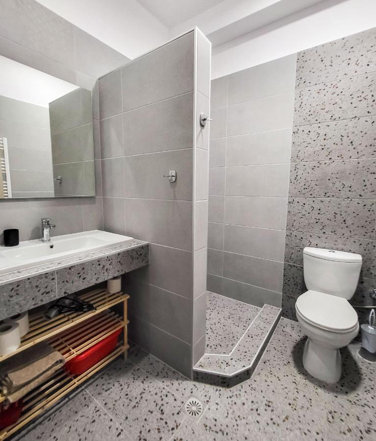 Varka Apartment Makrygialos Bagian luar foto